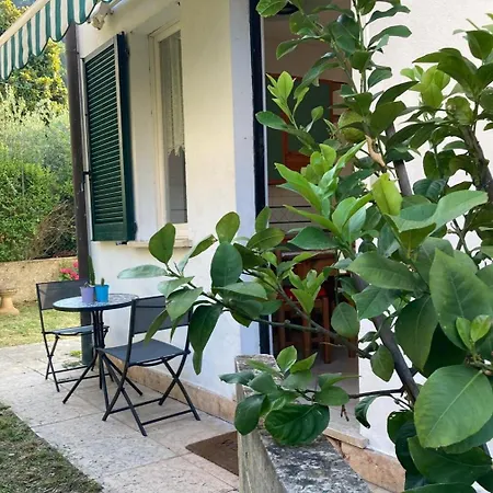 Garda - La Casina Di Celeste Apartment
